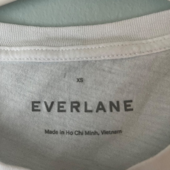 Everlane White T-Shirt - Picture 3 of 3